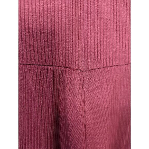NWT LA Hearts Pacsun Maroon Ribbed Shortsleeve Romper - Picture 6 of 9